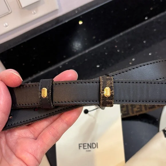 NWT Fendi Reversible Monogram / Black Belt - Picture 3 of 5